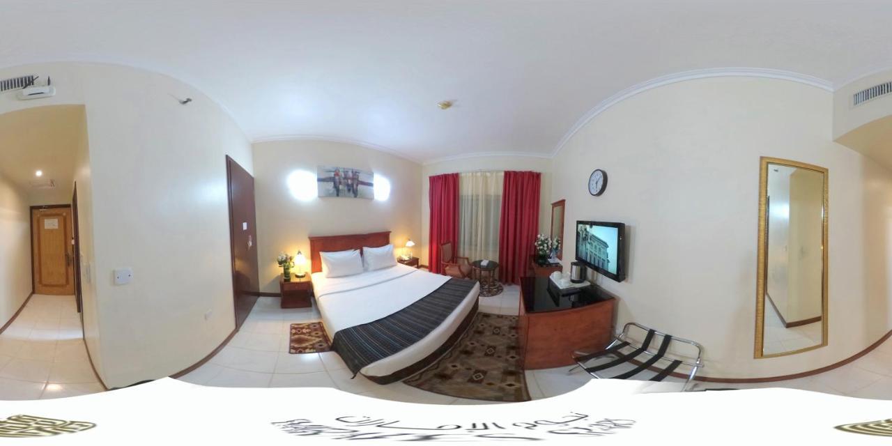 Nejoum Al Emarat Hotel Sharjah Buitenkant foto