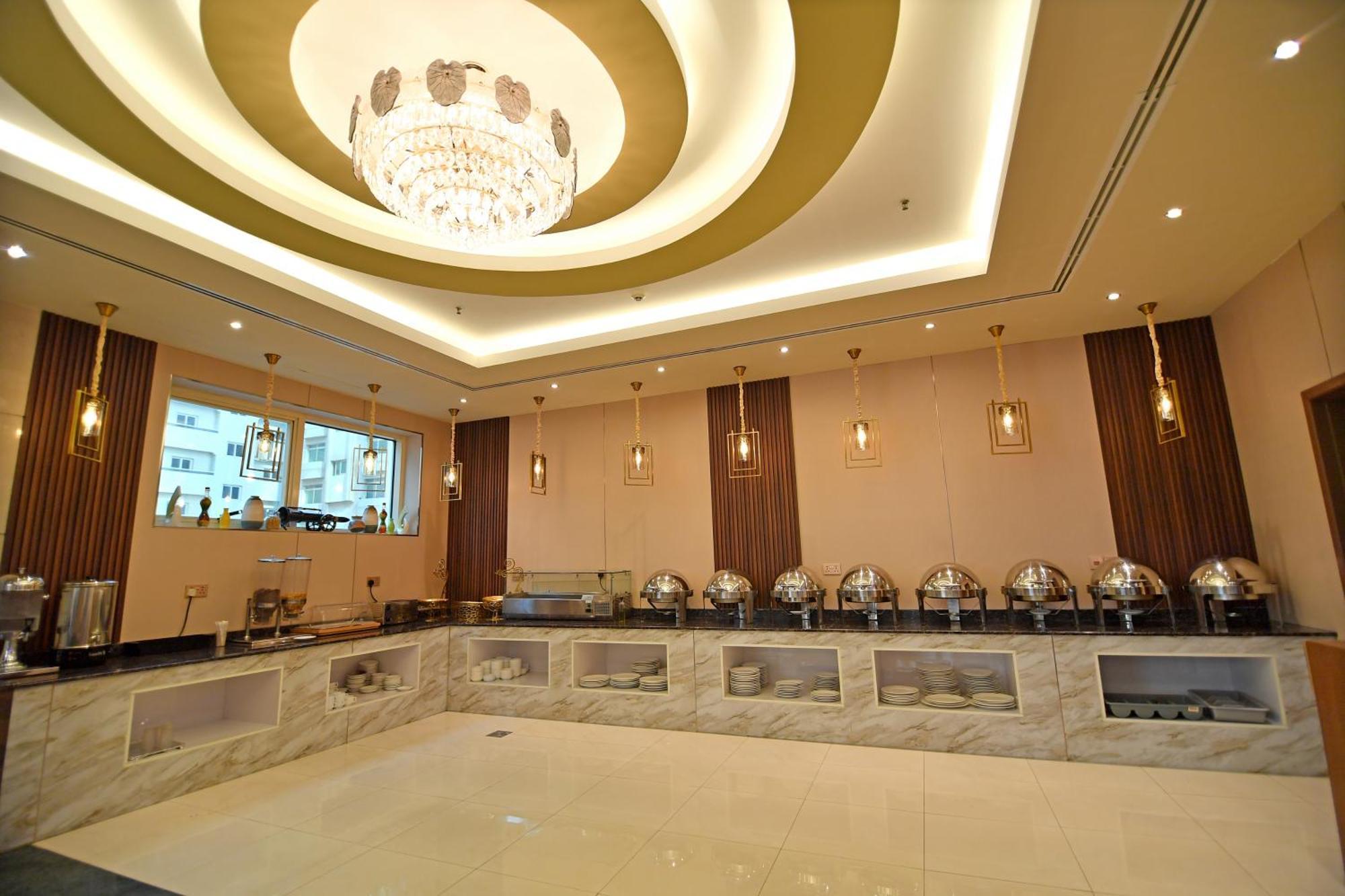 Nejoum Al Emarat Hotel Sharjah Buitenkant foto