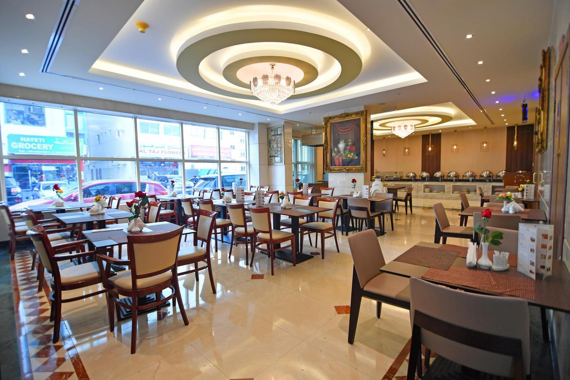 Nejoum Al Emarat Hotel Sharjah Buitenkant foto