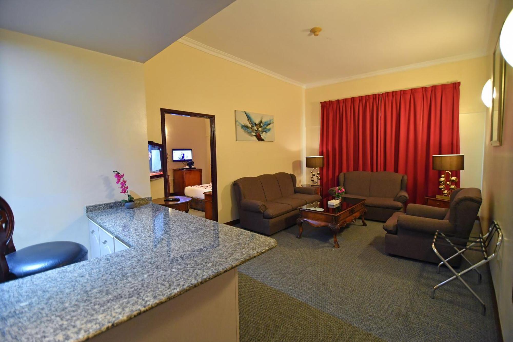 Nejoum Al Emarat Hotel Sharjah Buitenkant foto