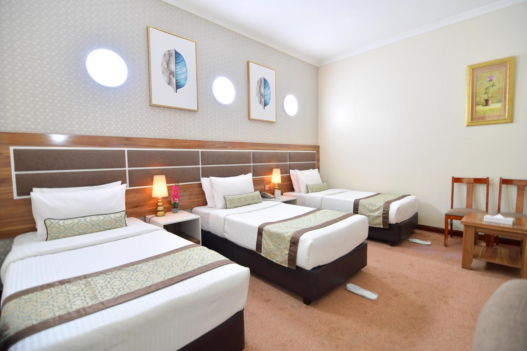 Nejoum Al Emarat Hotel Sharjah Buitenkant foto