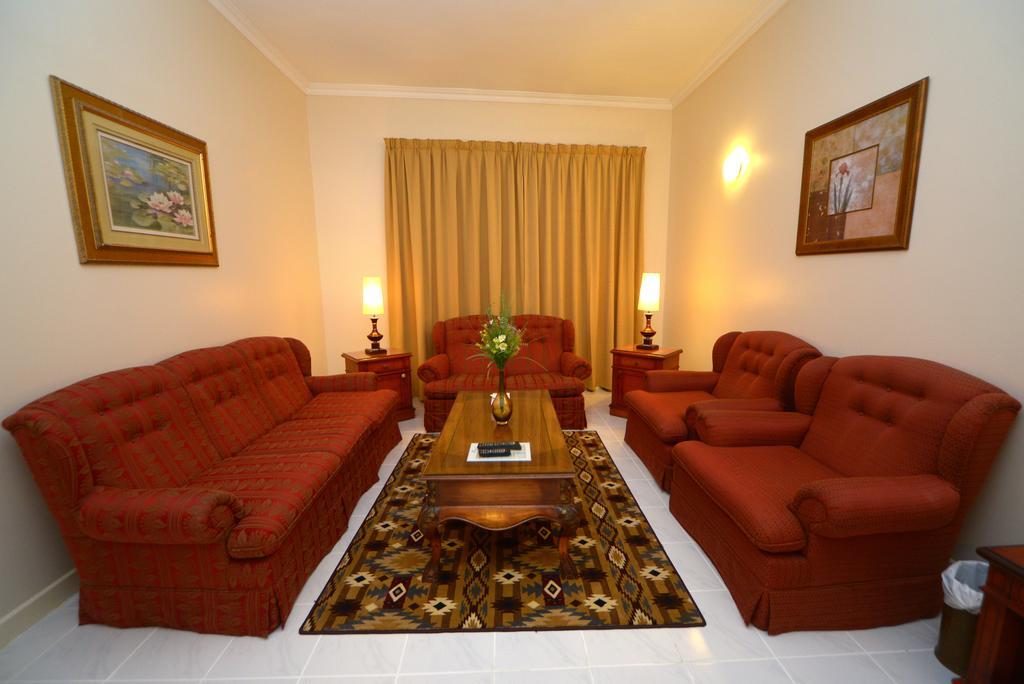 Nejoum Al Emarat Hotel Sharjah Buitenkant foto